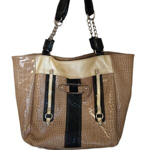 Zoe Blu Vinyl Large Tote Bag. Size 18x12"